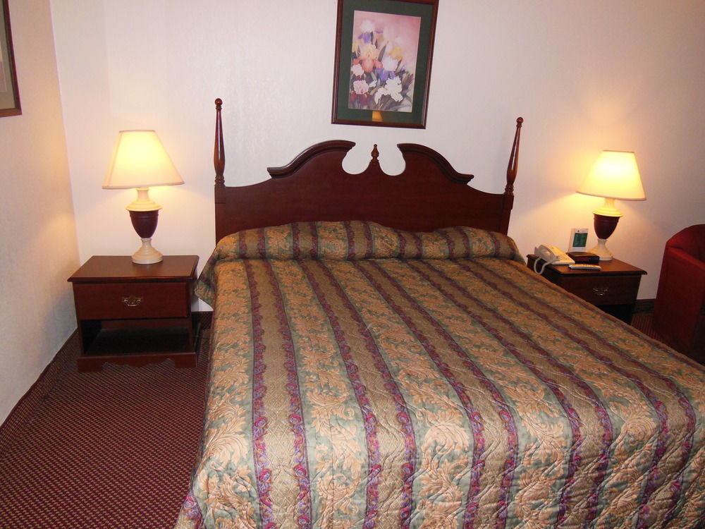 Quality Inn South Boston - Danville East Eksteriør bilde