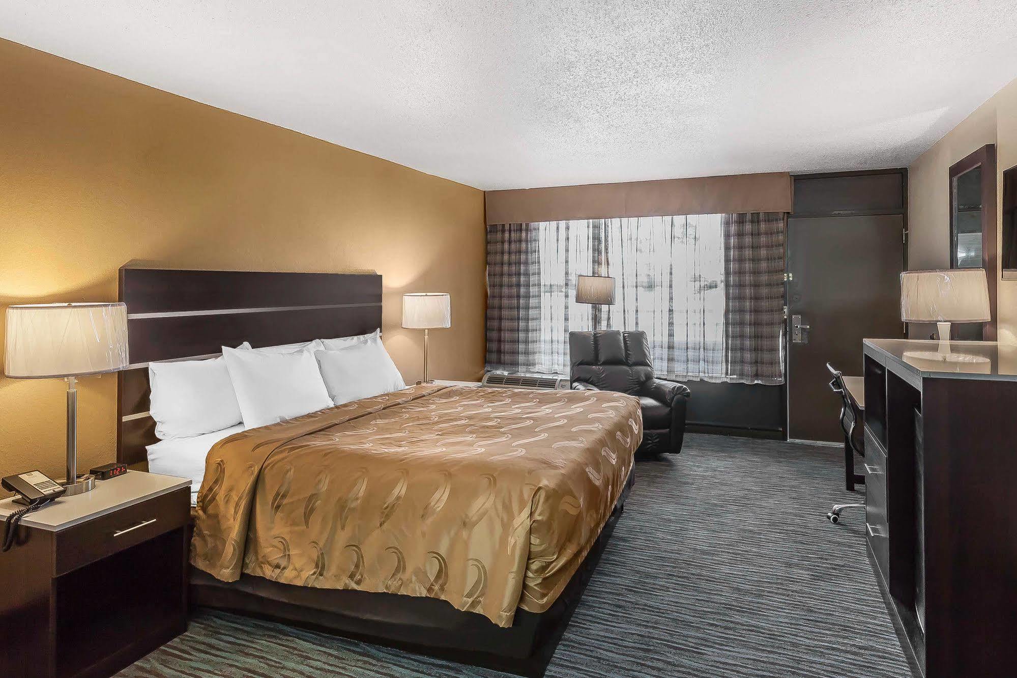 Quality Inn South Boston - Danville East Eksteriør bilde