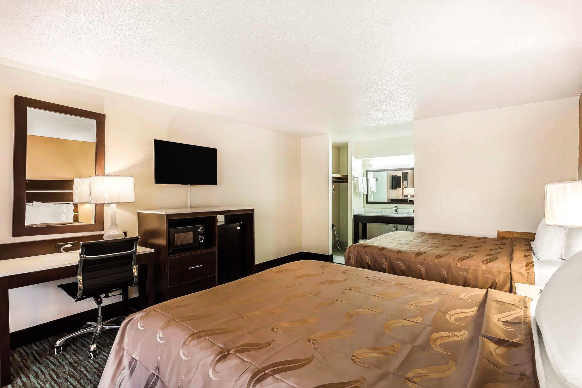 Quality Inn South Boston - Danville East Eksteriør bilde