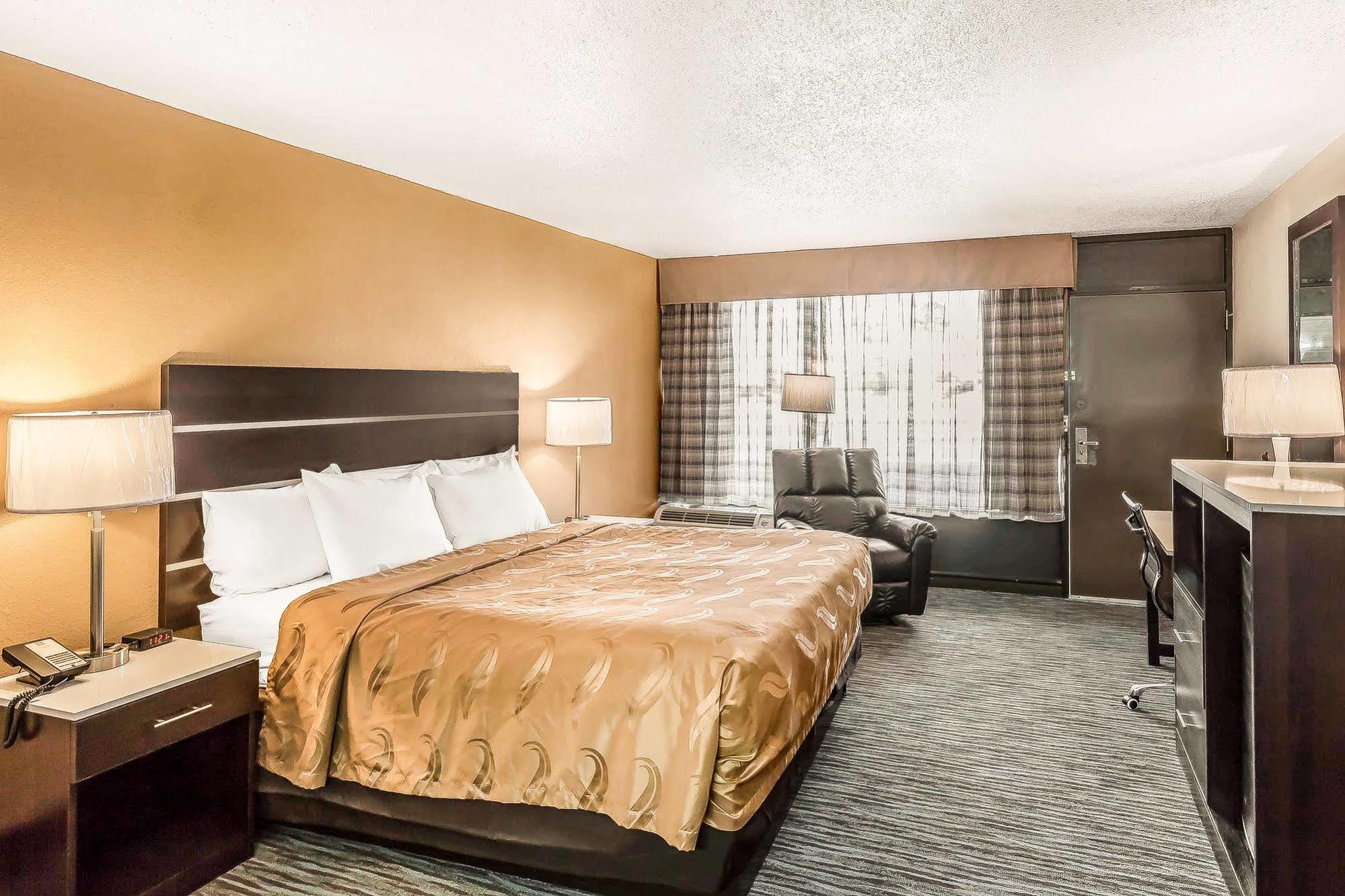 Quality Inn South Boston - Danville East Eksteriør bilde