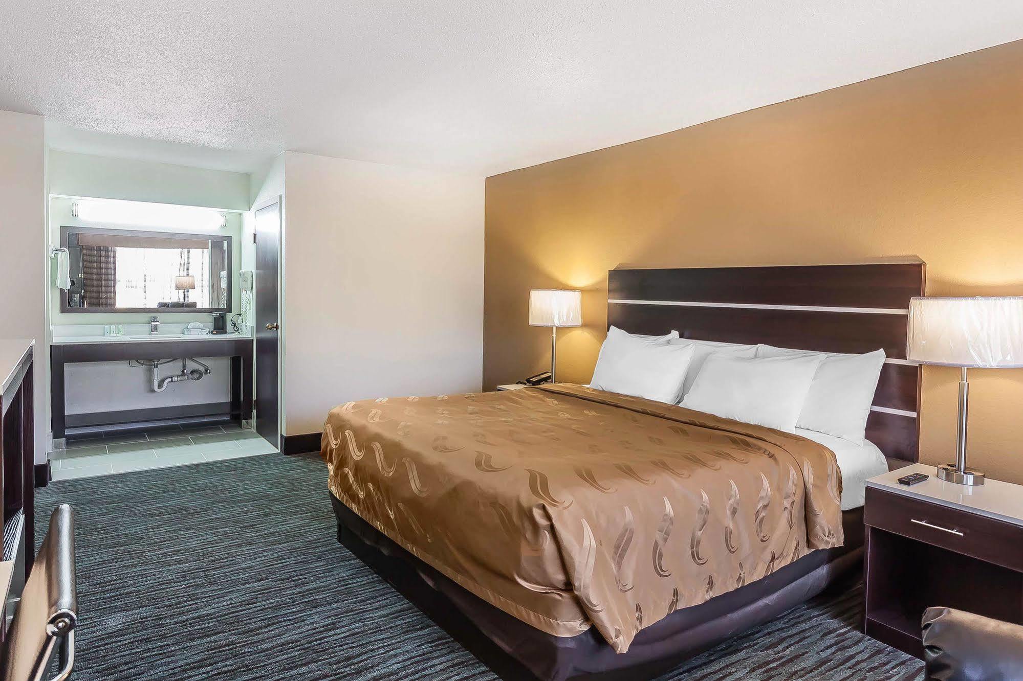 Quality Inn South Boston - Danville East Eksteriør bilde